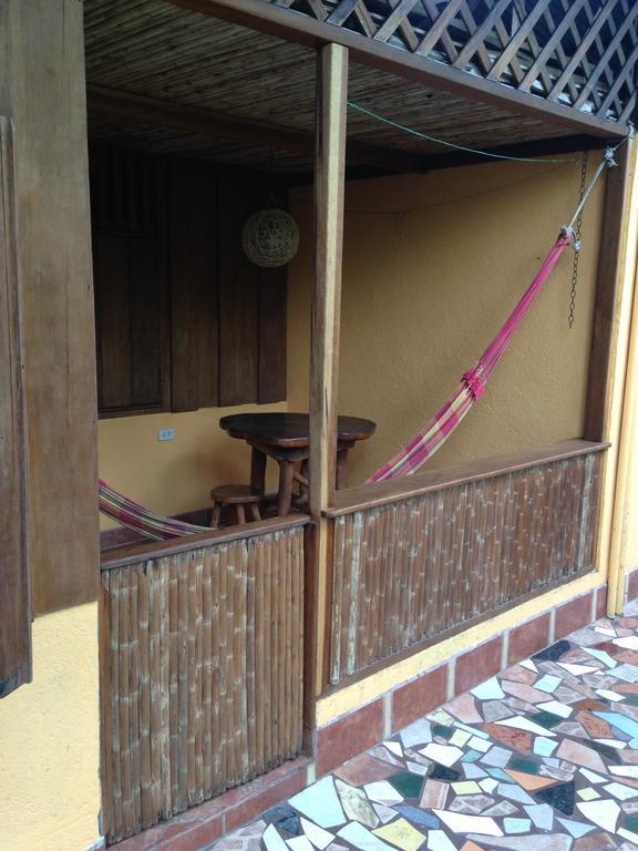 La Casa De Rolando Villa Puerto Viejo de Talamanca ภายนอก รูปภาพ